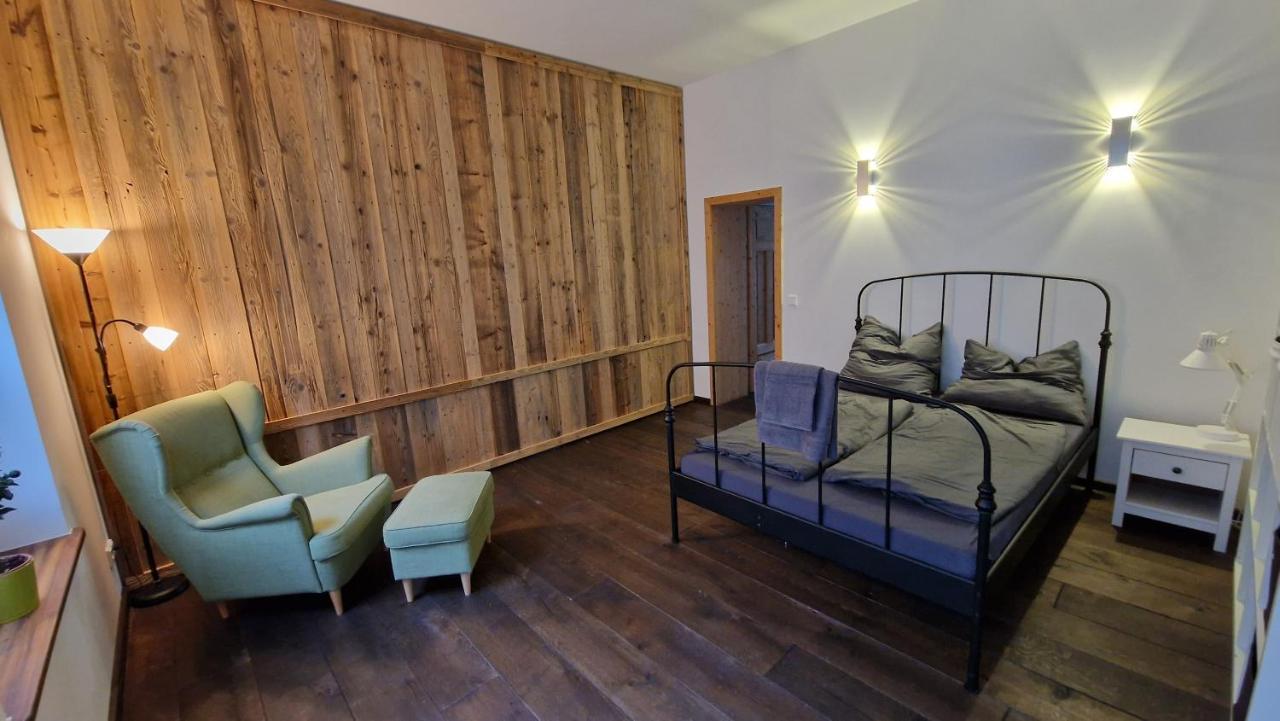Liebevoll Sanierte Altbauwohnung Waldsieversdorf 外观 照片