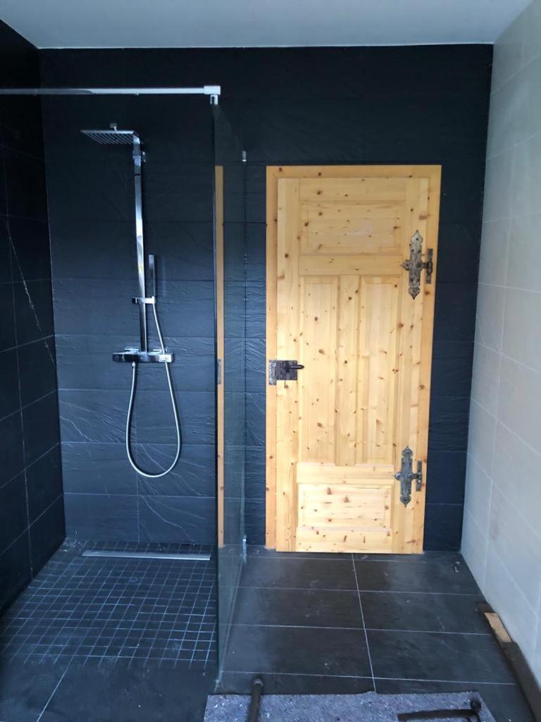 Liebevoll Sanierte Altbauwohnung Waldsieversdorf 外观 照片